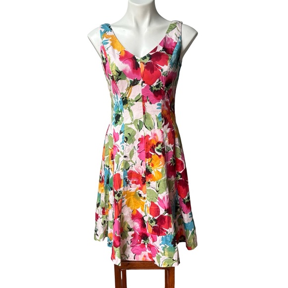 Lauren Ralph Lauren Dresses & Skirts - Lauren Ralph Lauren Fit & Flare Seamed V-Neck Floral Sleeveless Dress, Sz 8